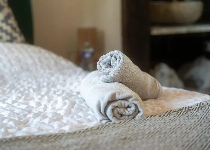 Cottage, & 54 Prouilly